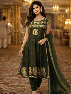 Indian Traditional Chudithar Suit for Party Wear - Green with detachable dupata